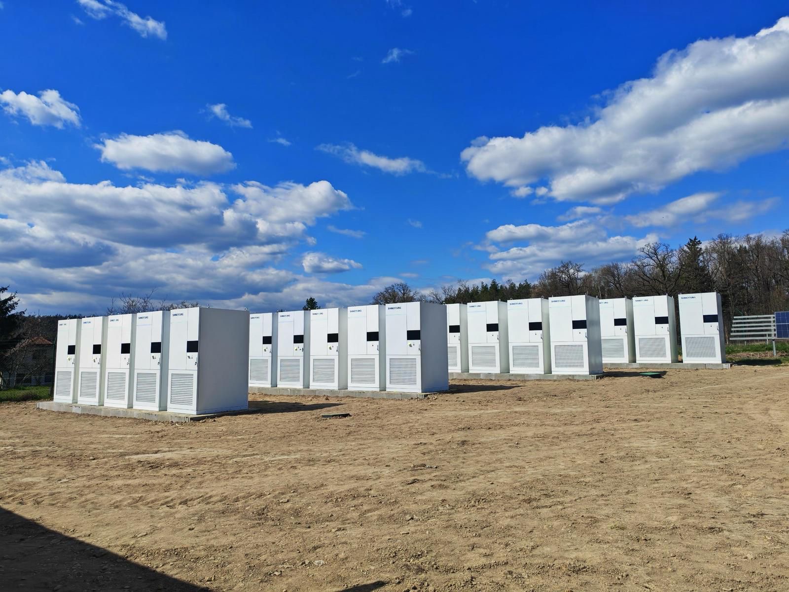 Großes Speicherfeld